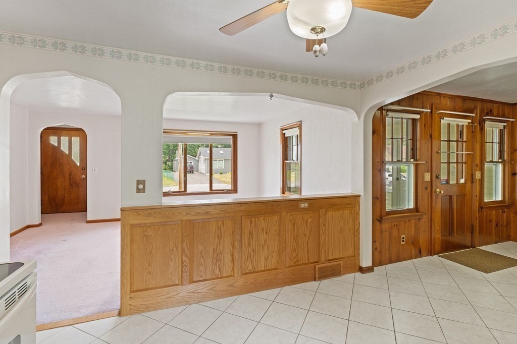 145 Old Lyman Road Chicopee, MA 01022 - Photo 9 of 42 Gallery Image 9
