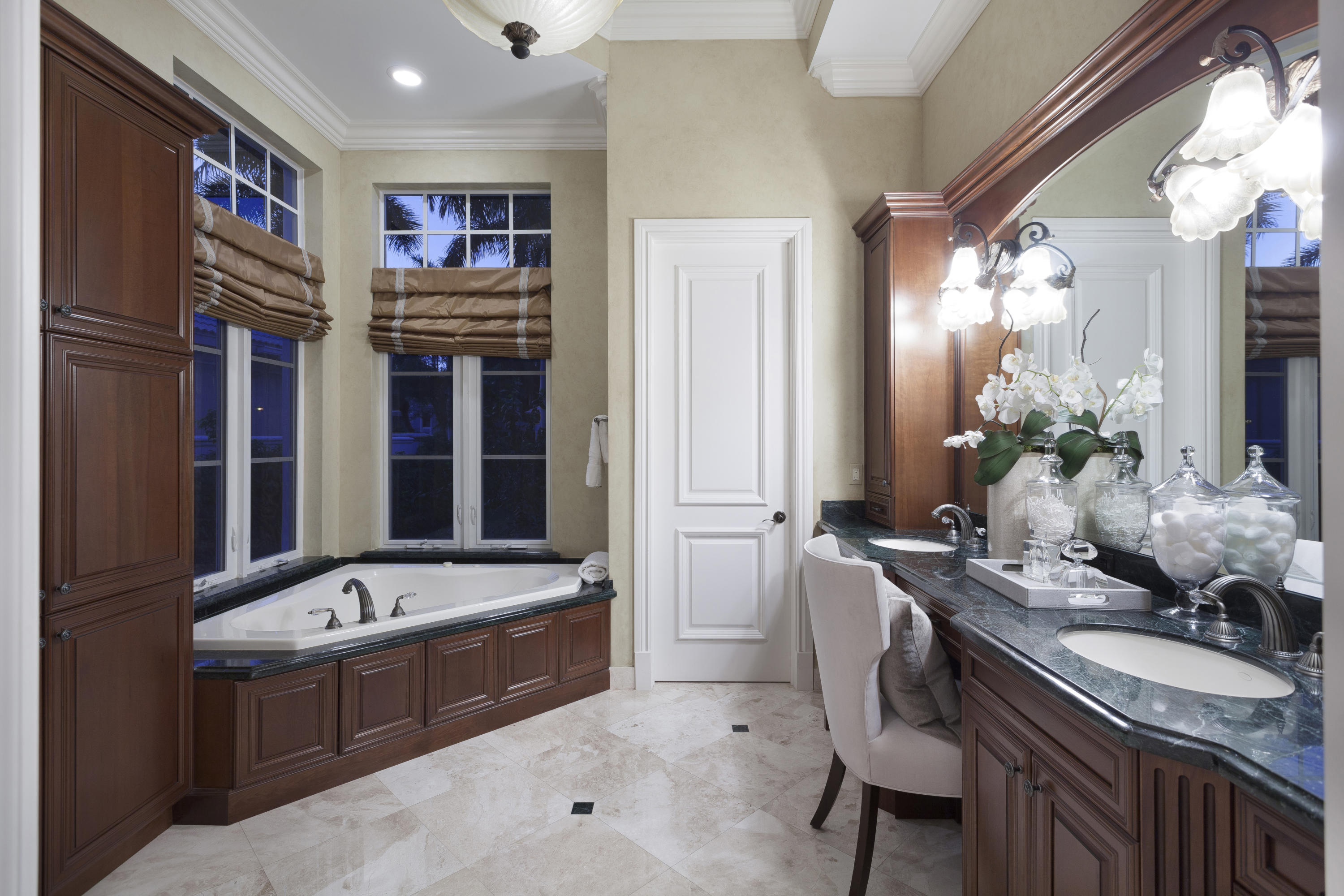 315 Royal Palm Way Boca Raton, FL 33432 - Photo 16 of 19 315 MASTER_BATH.jpg