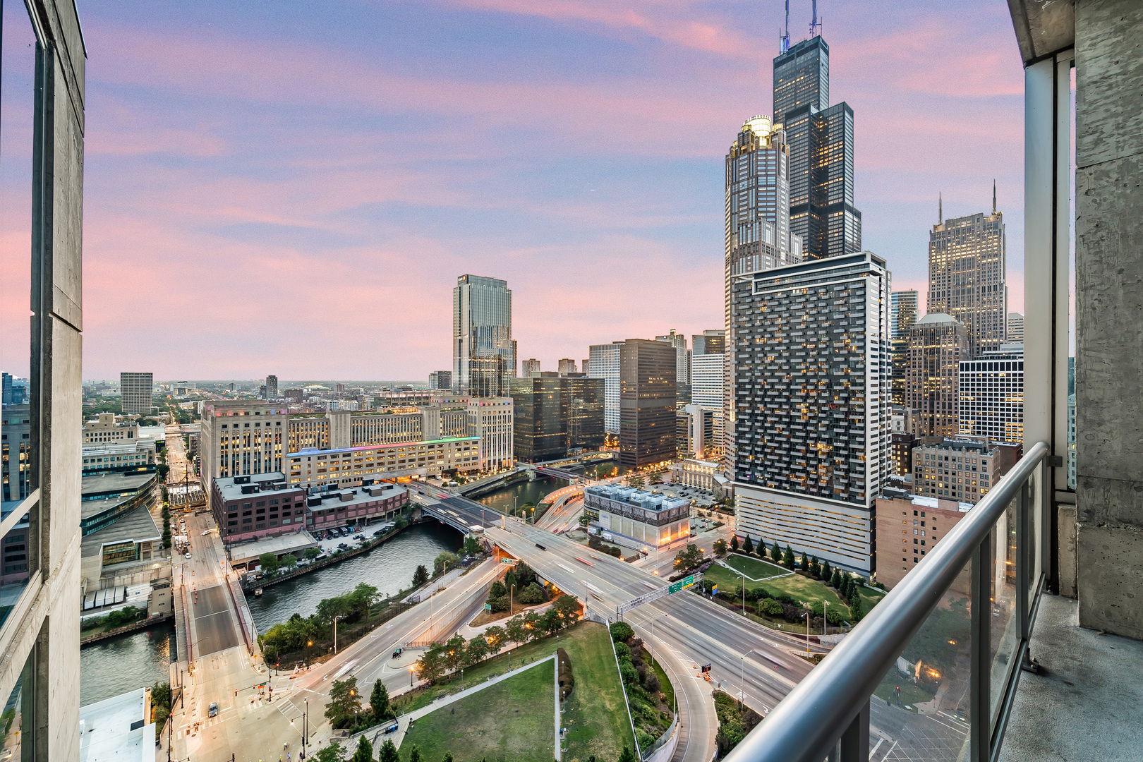 611 South Wells Street, Unit 3102 Chicago, IL 60607 - Photo 6 of 33 a view of a city with tall buildings