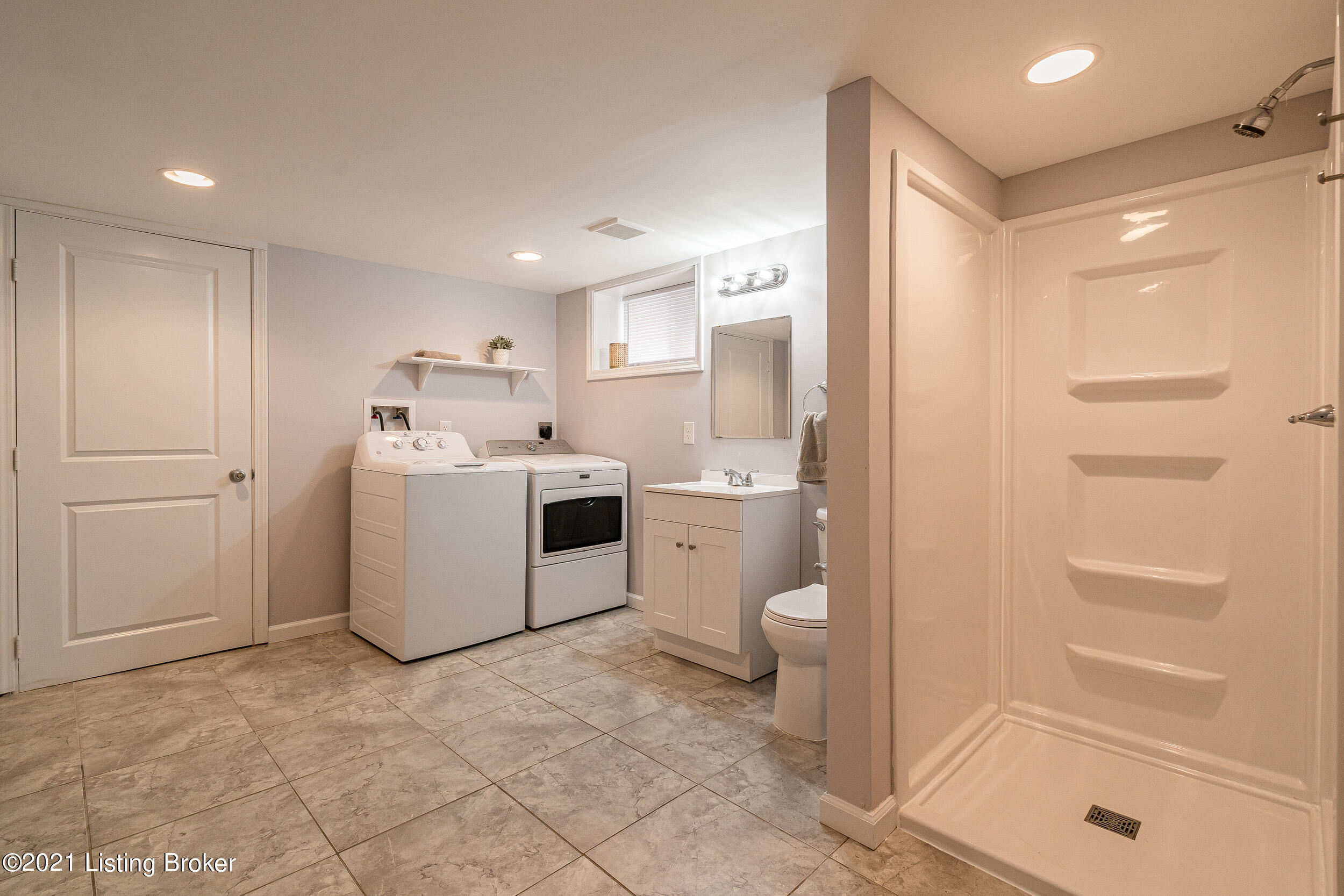 2445 Sherry Road Louisville, KY 40217 - Photo 55 of 58 2445 Sherry Road-63