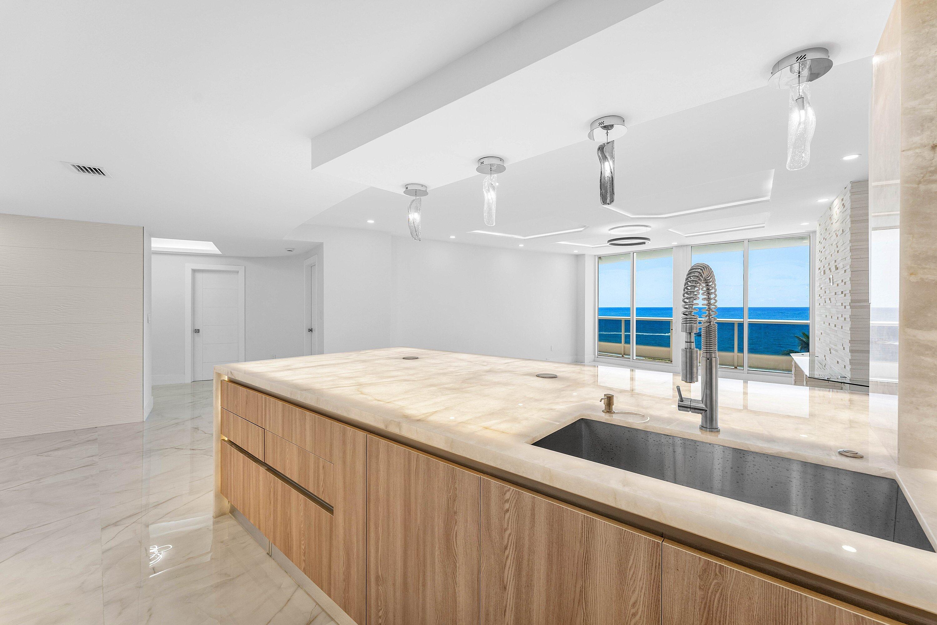 700 South Ocean Boulevard, Unit 504 Boca Raton, FL 33432 - Photo 19 of 55 009-700SouthOceanBoulevard-BocaRaton-FL-