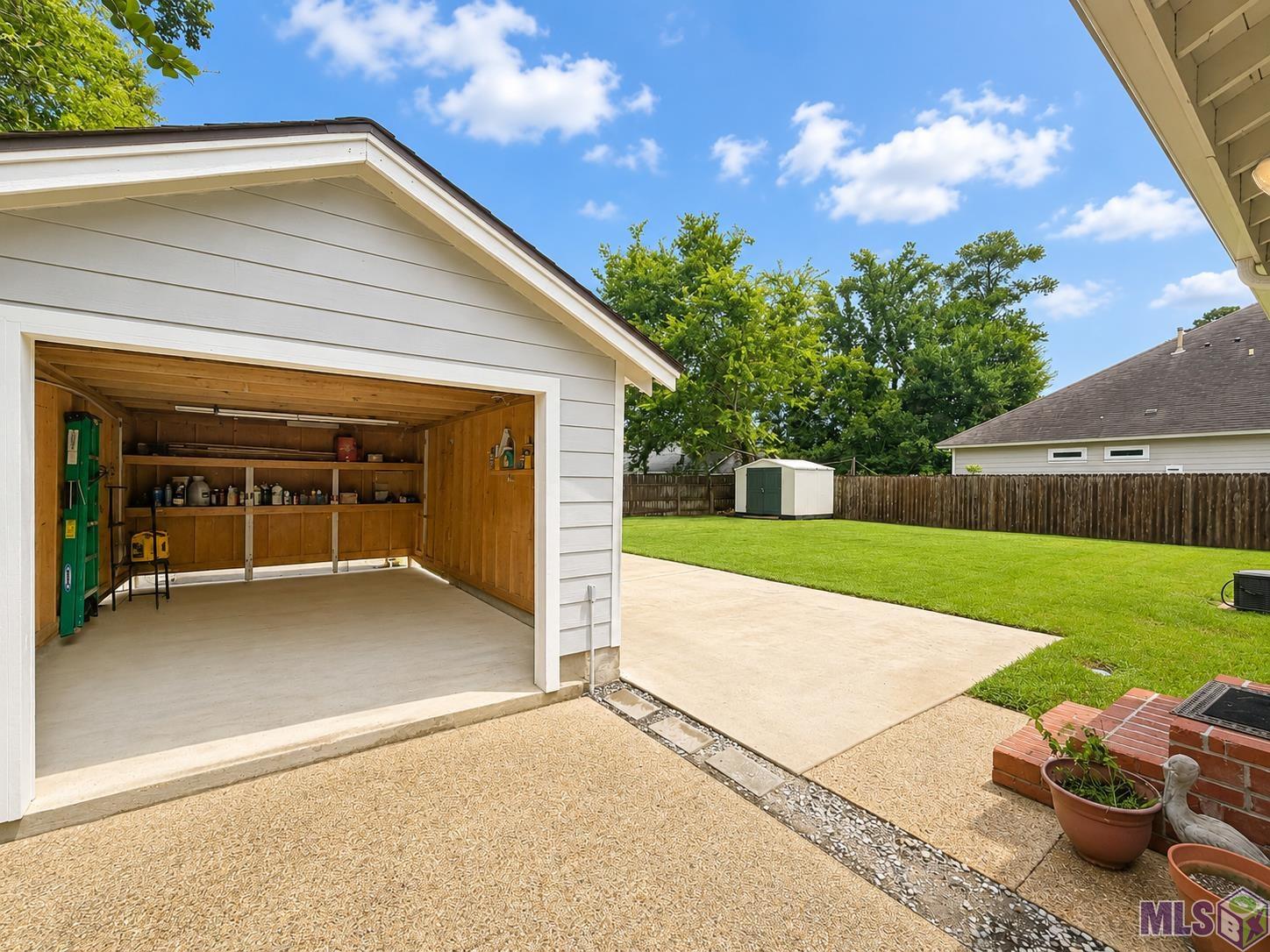 1337 Aberdeen Avenue Baton Rouge, LA 70808 - Photo 11 of 25 Gallery Image 11
