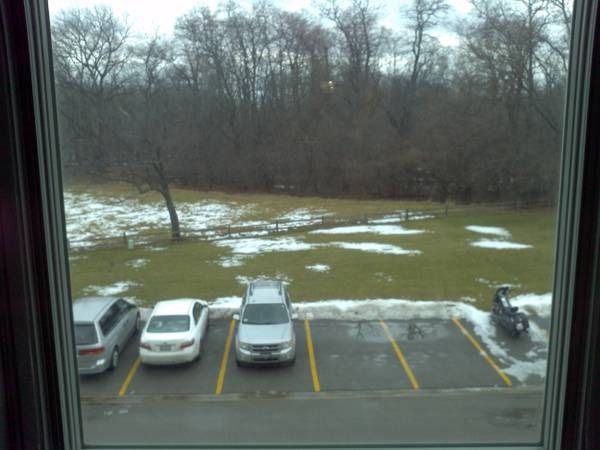 200 Thames Parkway, Unit 2H Park Ridge, IL 60068 - Photo 3 of 6