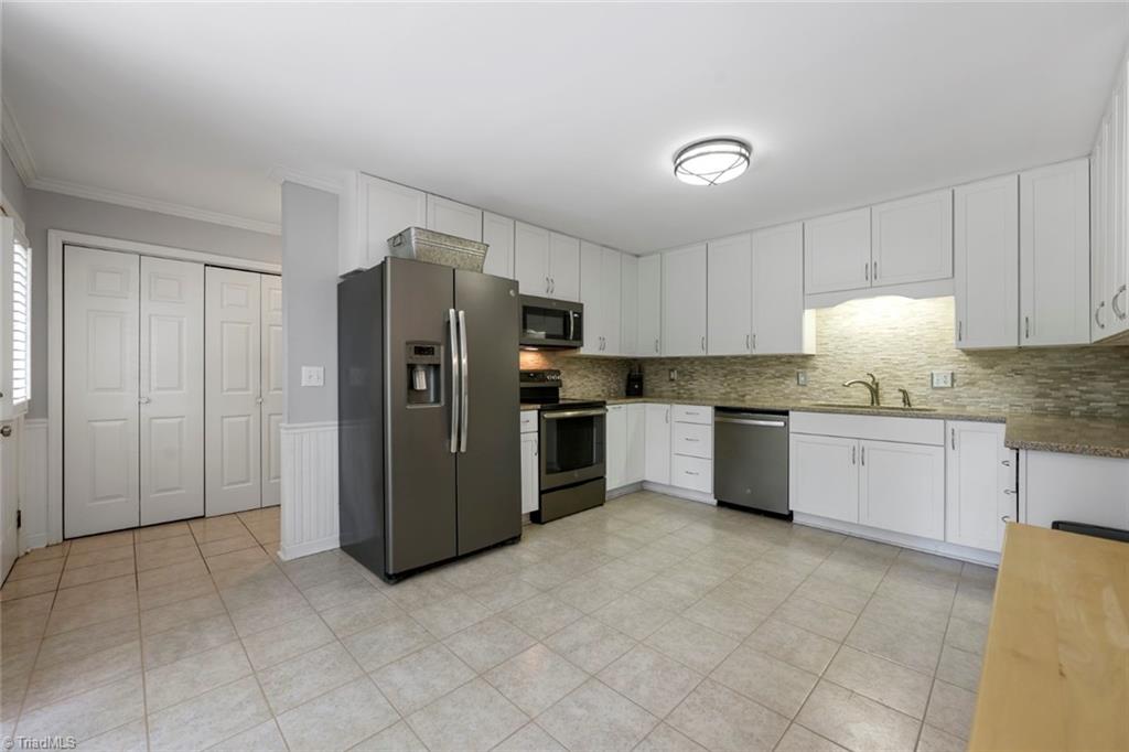232 Epping Road Clemmons, NC 27012 - Photo 12 of 37 Gallery Image 12