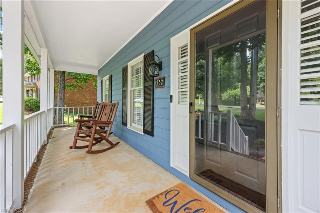 232 Epping Road Clemmons, NC 27012 - Photo 5 of 37 Gallery Image 5