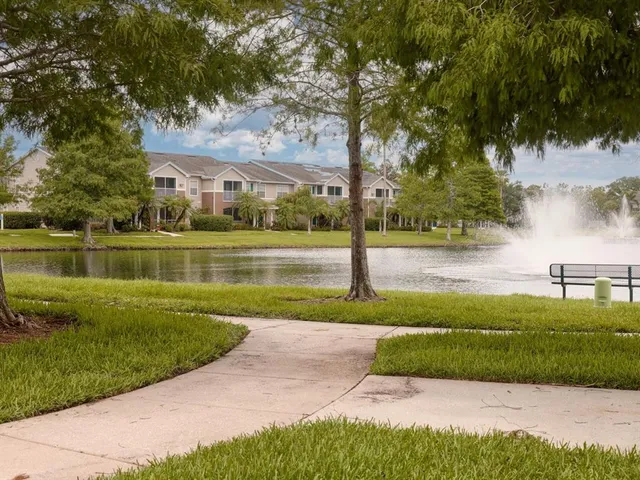 $1,675 | 8933 Manor Loop, Unit 105, Lakewood Ranch, FL 34202