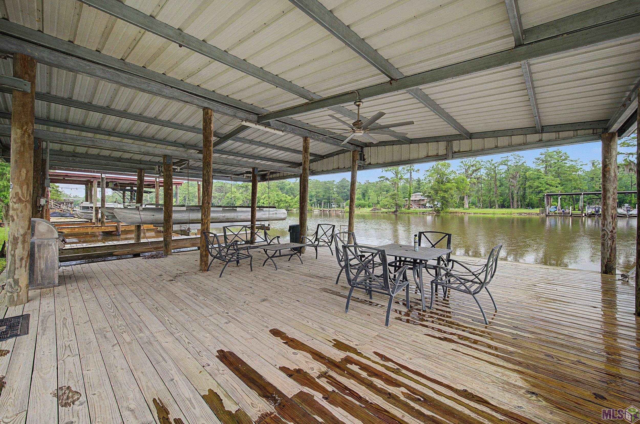 18586 River Bend Road Maurepas, LA 70449 - Photo 2 of 25