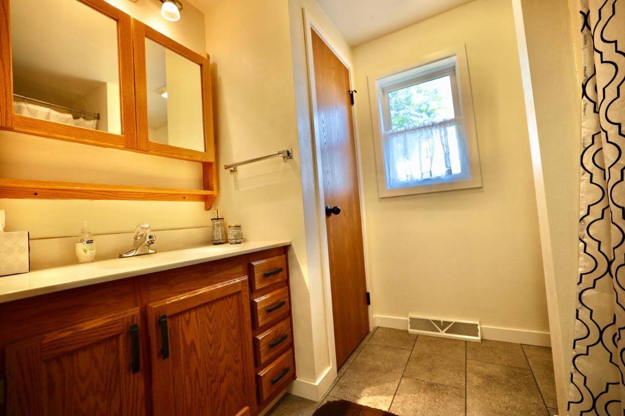 10183 Lower Road Woodruff, WI 54568 - Photo 12 of 32 Gallery Image 12