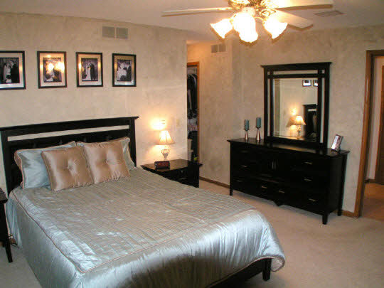 8877 North Hedge Road Byron, IL 61010 - Photo 5 of 6 Gallery Image 5