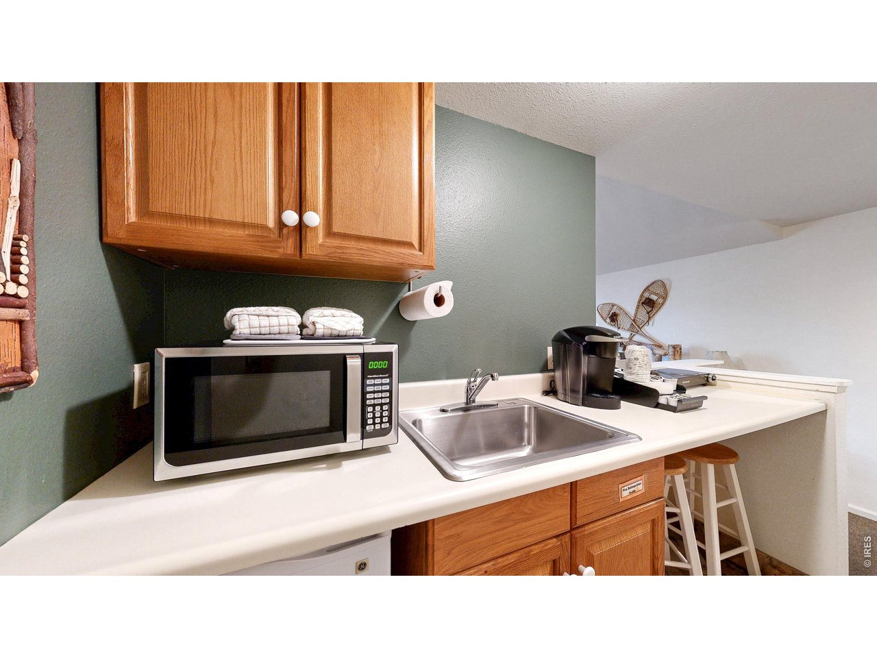 2760 Fall River Road, Unit 106 Estes Park, CO 80517 - Photo 9 of 26 Kitchen