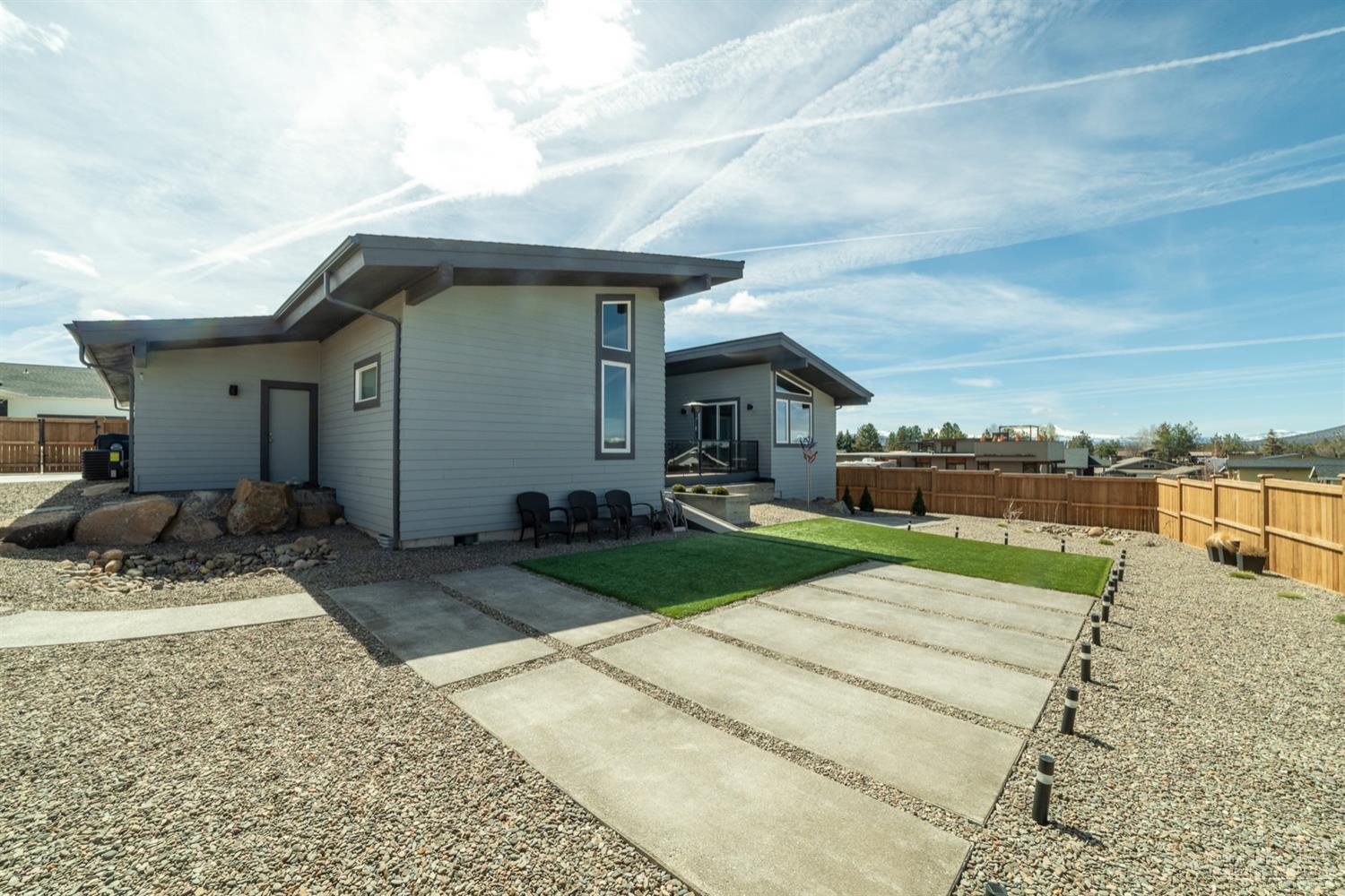 4577 Southwest Zenith Avenue Redmond, OR 97756 - Photo 21 of 23 Additional Photo