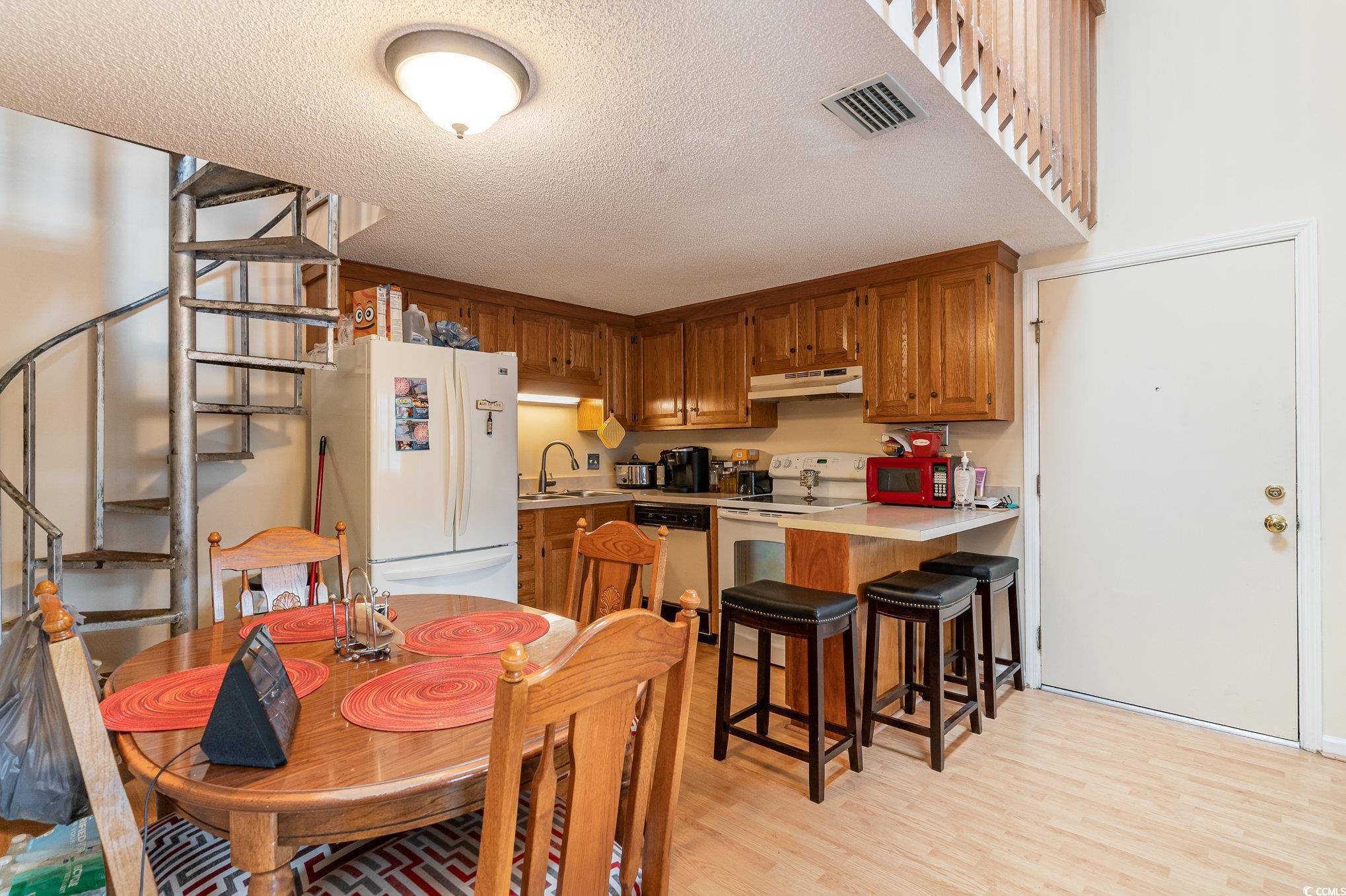 1206 Erin Way, Unit C Myrtle Beach, SC 29577 - Photo 7 of 38