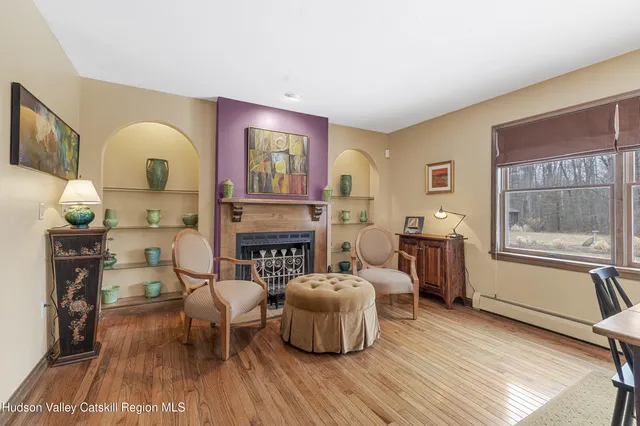 $699,000 | 4 Mountain View Drive, Kerhonkson, NY 12446