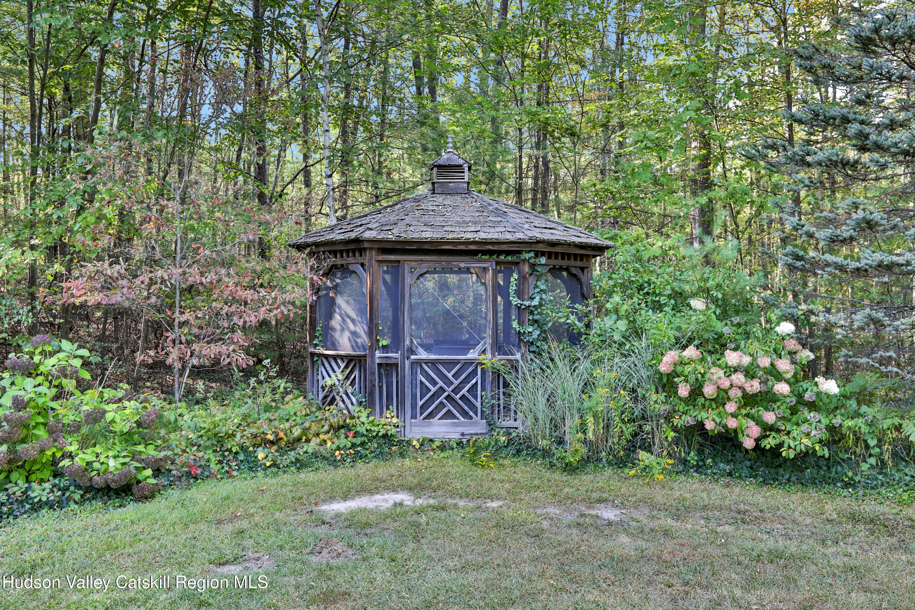 4 Mountain View Drive Kerhonkson, NY 12446 - Photo 7 of 37