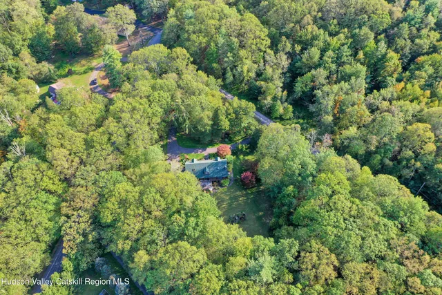 $699,000 | 4 Mountain View Drive, Kerhonkson, NY 12446