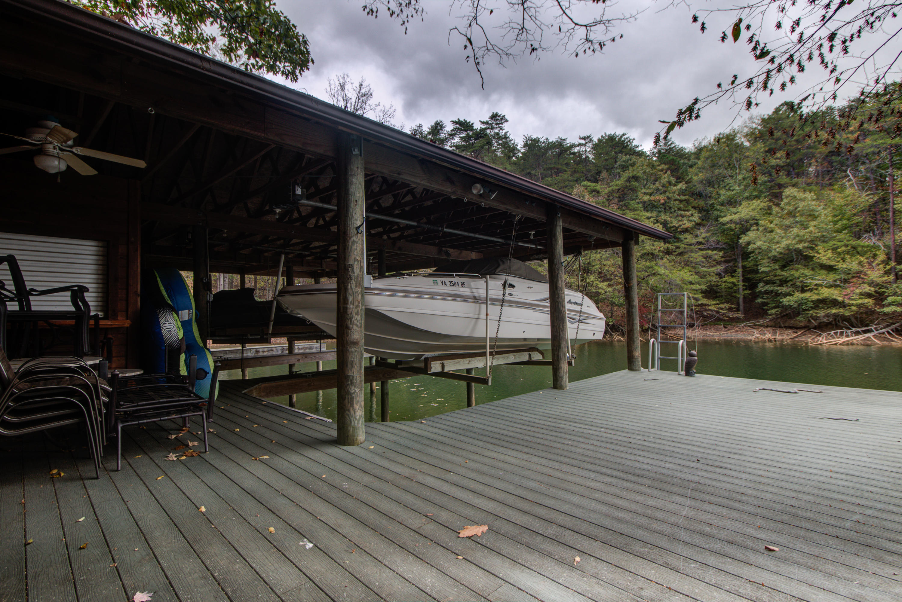 102 Red Oak Road Moneta, VA 24121 - Photo 36 of 43 Dock