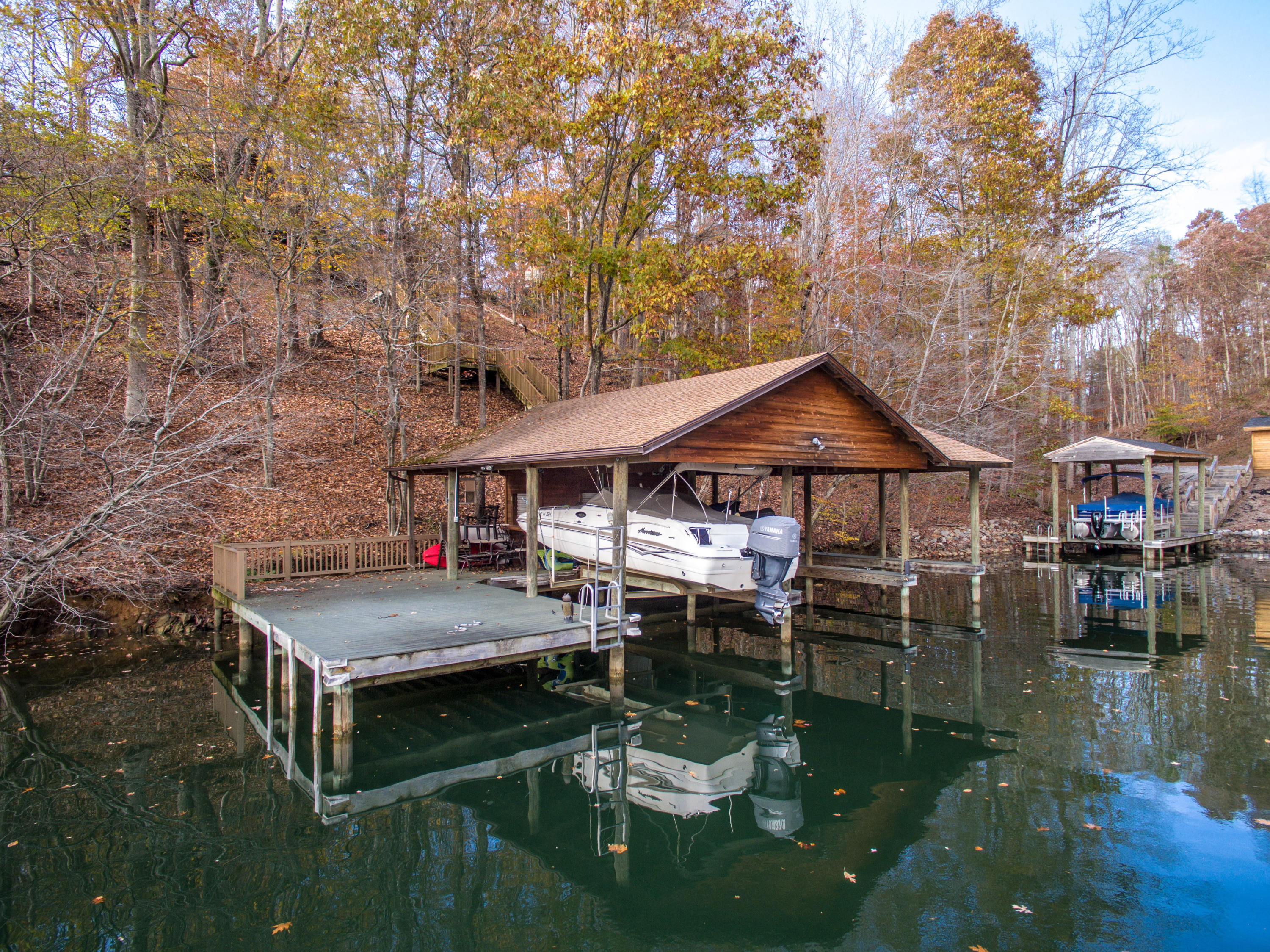 102 Red Oak Road Moneta, VA 24121 - Photo 38 of 43 Dock