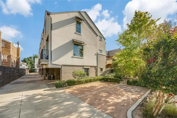 $6,200 | 3205 Rosedale Avenue, Unit 3, Dallas, TX 75205