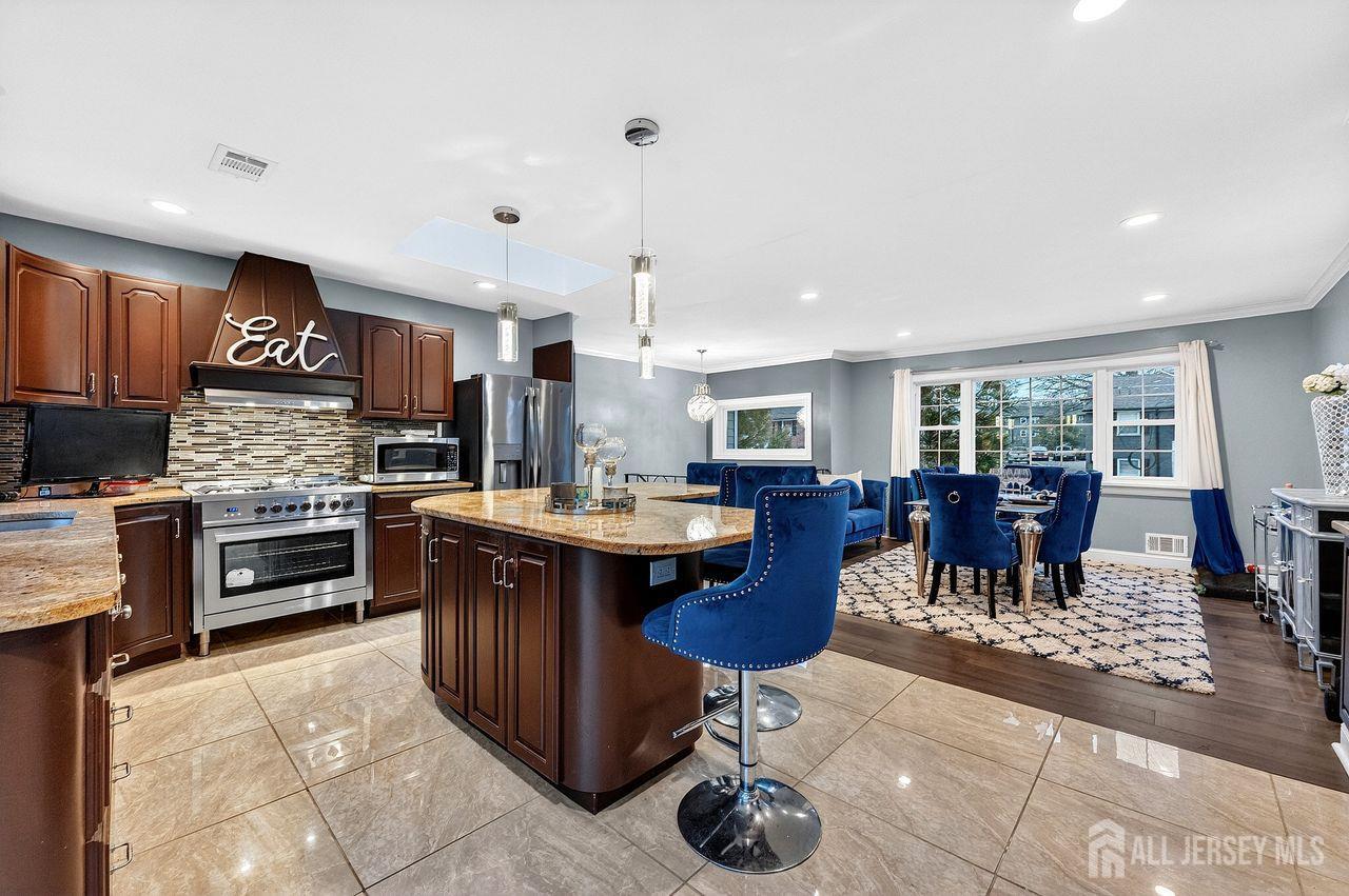 179 Phillips Road Somerset, NJ 08873 - Photo 13 of 39