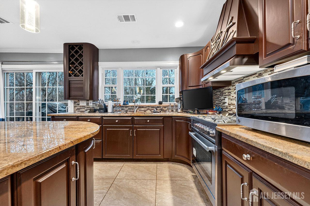 179 Phillips Road Somerset, NJ 08873 - Photo 17 of 39