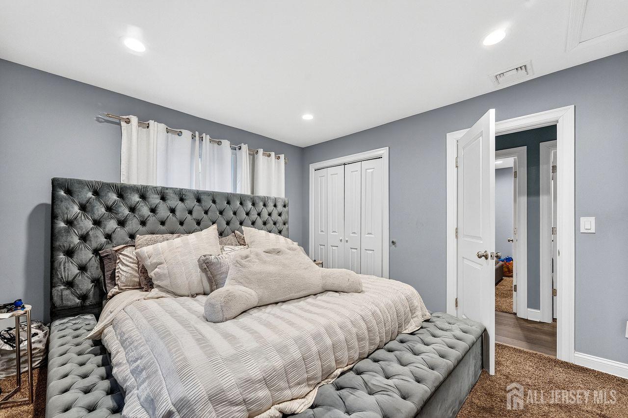 179 Phillips Road Somerset, NJ 08873 - Photo 28 of 39