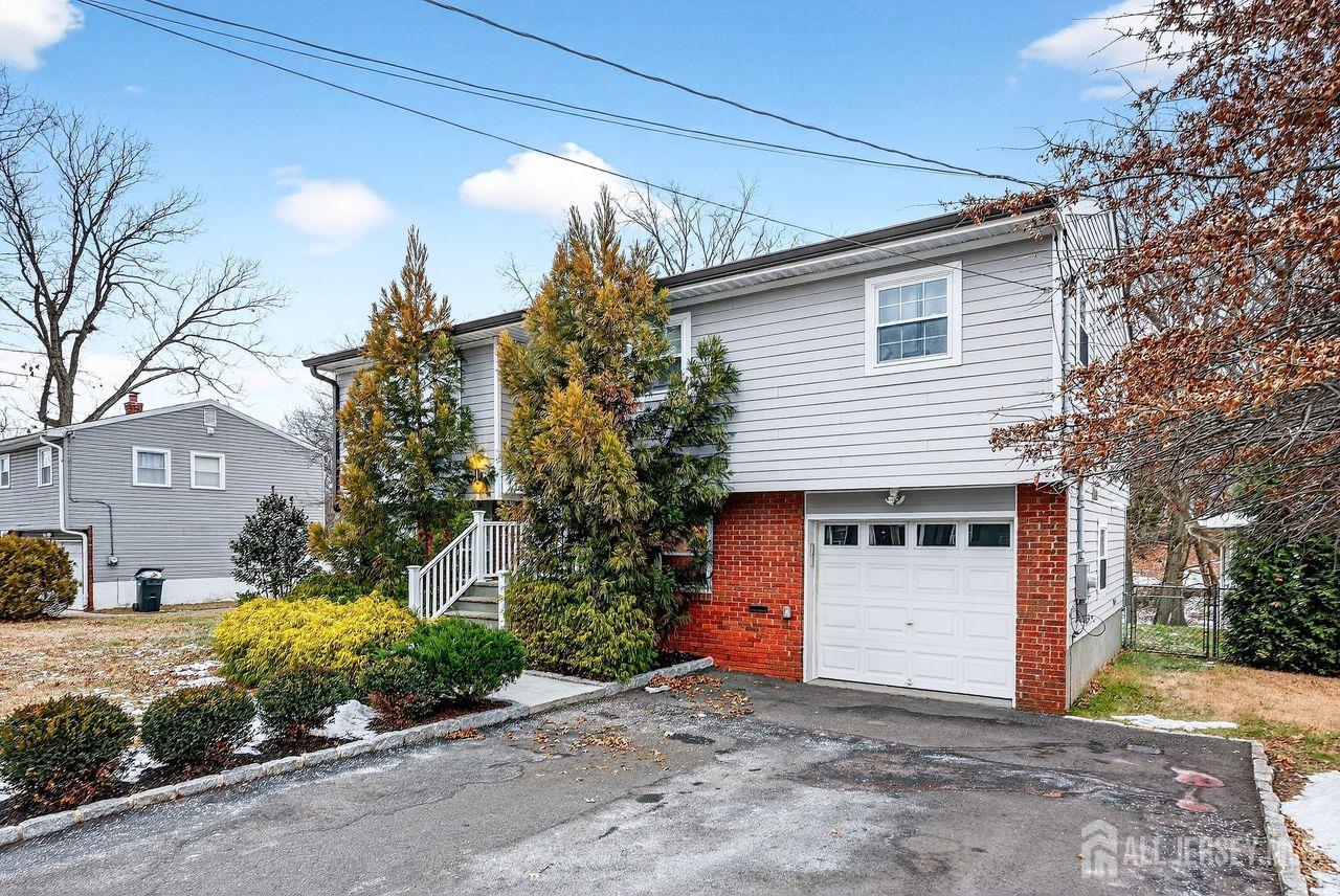 179 Phillips Road Somerset, NJ 08873 - Photo 3 of 39