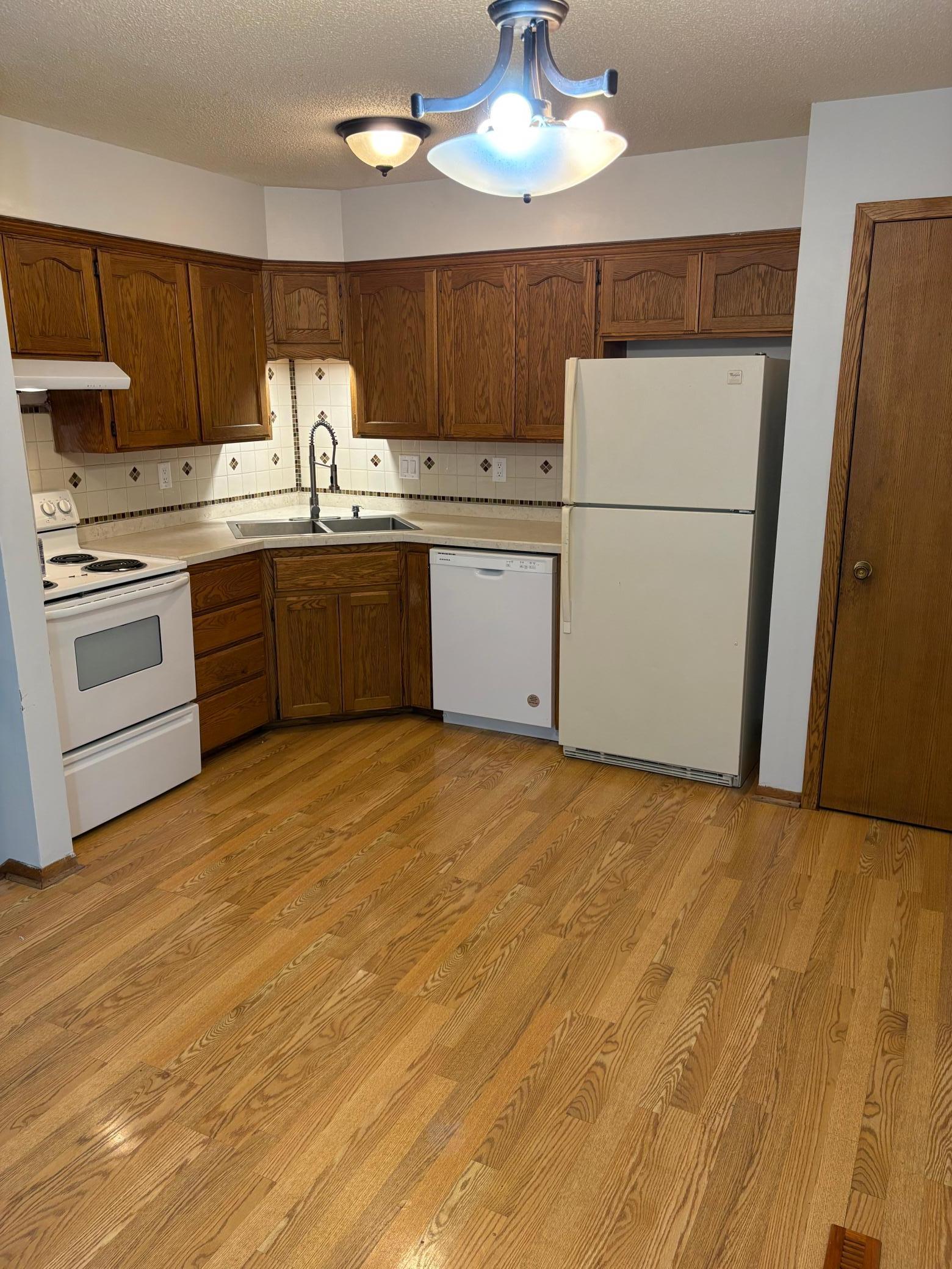 3023 25th Street Northwest Rochester, MN 55901 - Photo 5 of 29