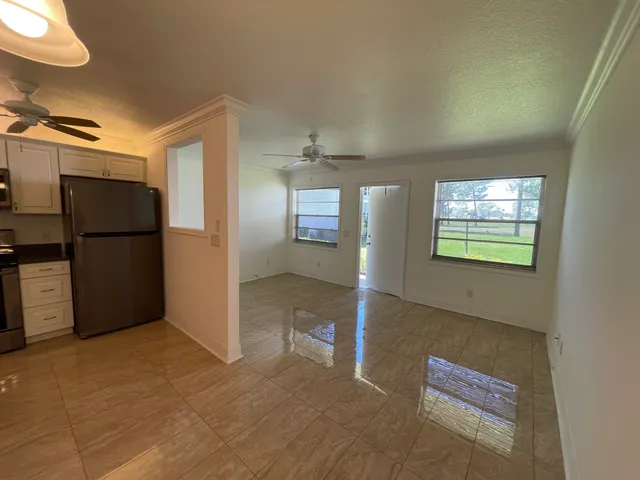 $1,200 | 1225 Northwest 21st Street, Unit 1104, Stuart, FL 34994