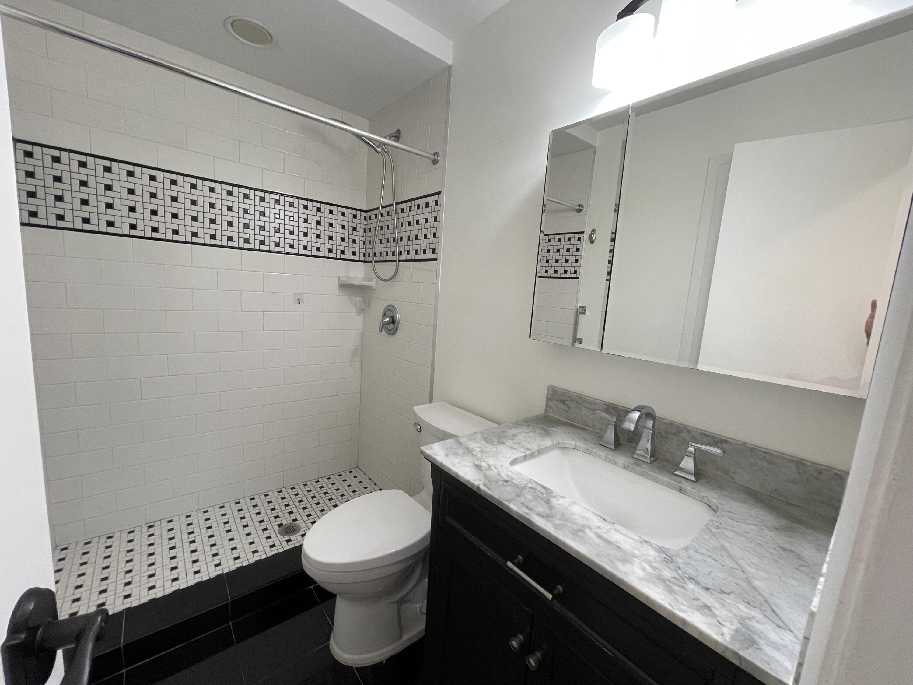 1225 Northwest 21st Street, Unit 1104 Stuart, FL 34994 - Photo 23 of 54 IMG_1976