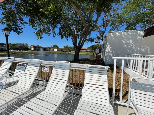 $1,200 | 1225 Northwest 21st Street, Unit 1104, Stuart, FL 34994