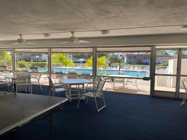 $1,200 | 1225 Northwest 21st Street, Unit 1104, Stuart, FL 34994