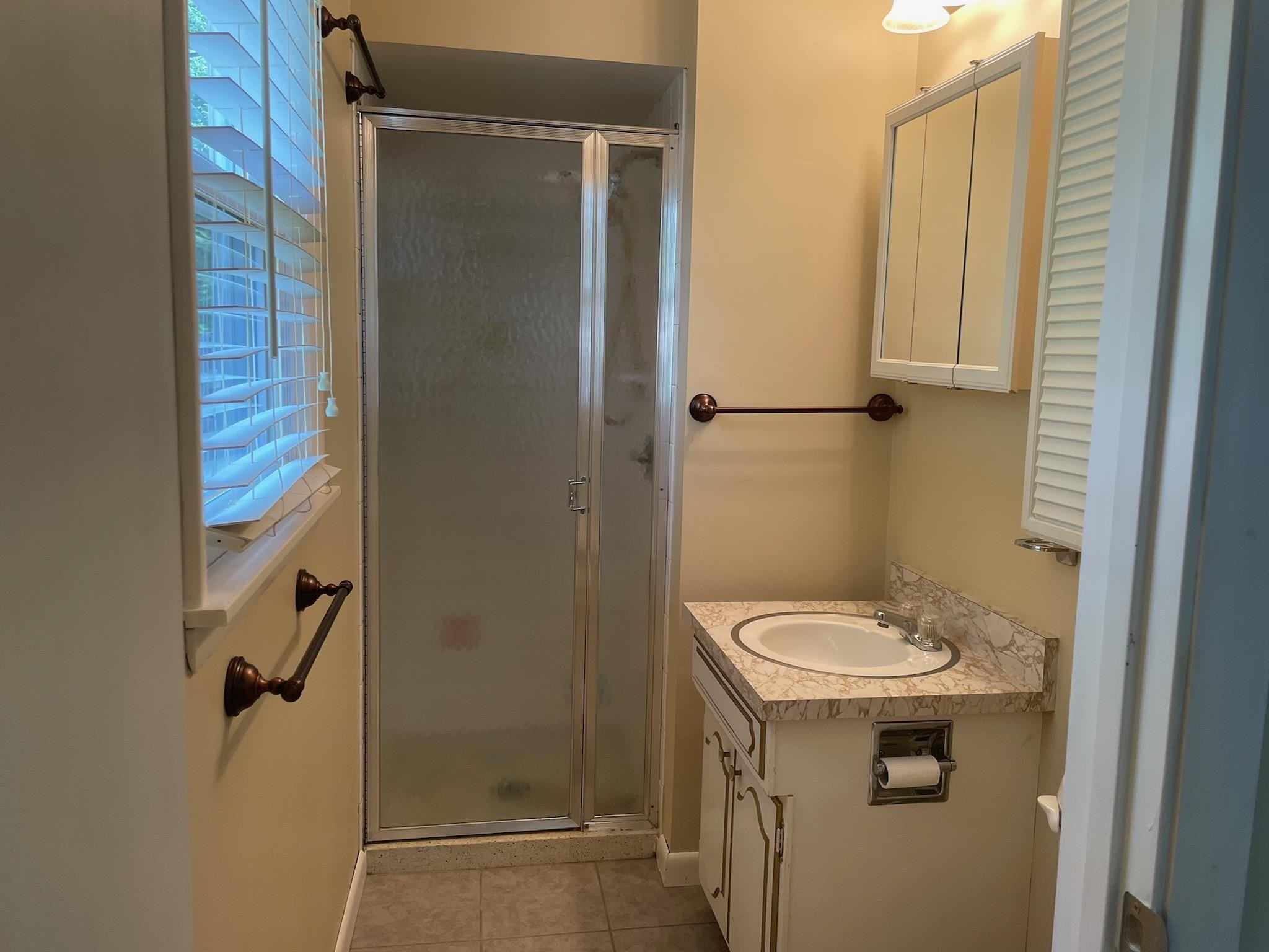 126 Dickinson Road Springfield, IL 62704 - Photo 14 of 20 Gallery Image 14