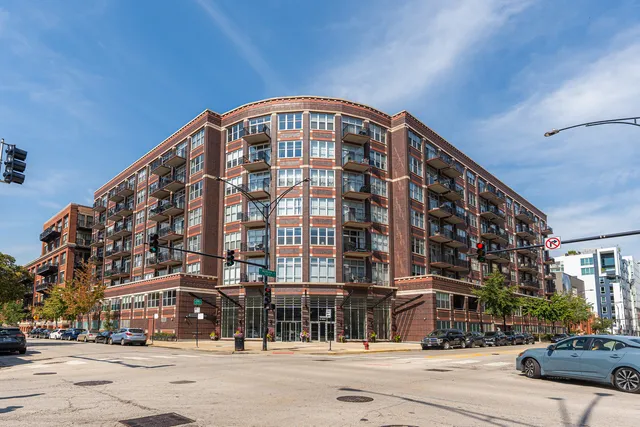 $559,000 | 1000 West Adams Street, Unit 703, Chicago, IL 60607