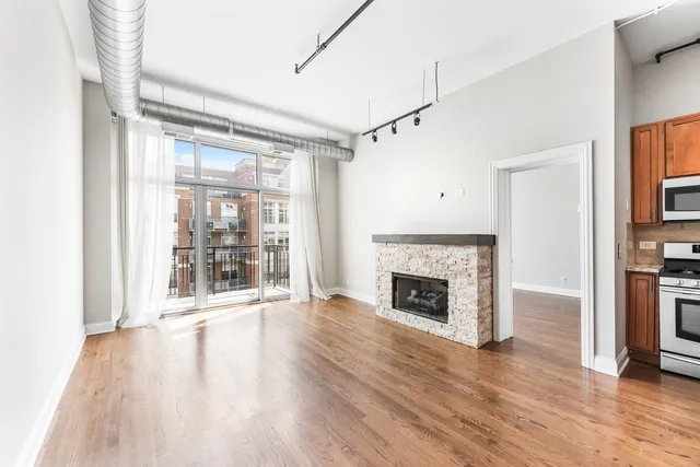 $559,000 | 1000 West Adams Street, Unit 703, Chicago, IL 60607