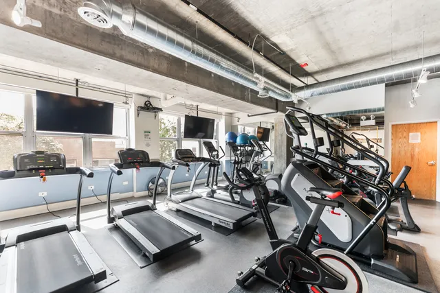 $559,000 | 1000 West Adams Street, Unit 703, Chicago, IL 60607