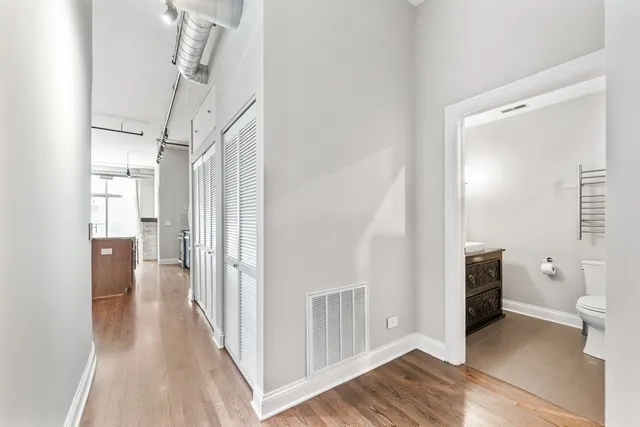 $559,000 | 1000 West Adams Street, Unit 703, Chicago, IL 60607