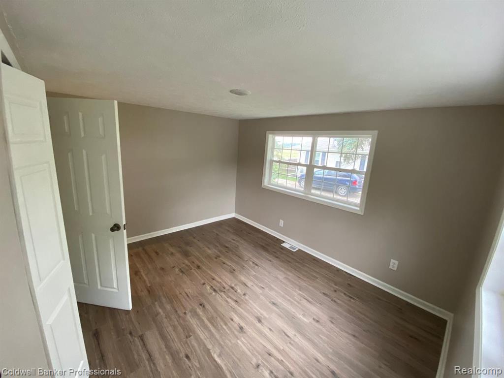 3691 Capac Road Capac, MI 48014 - Photo 19 of 35