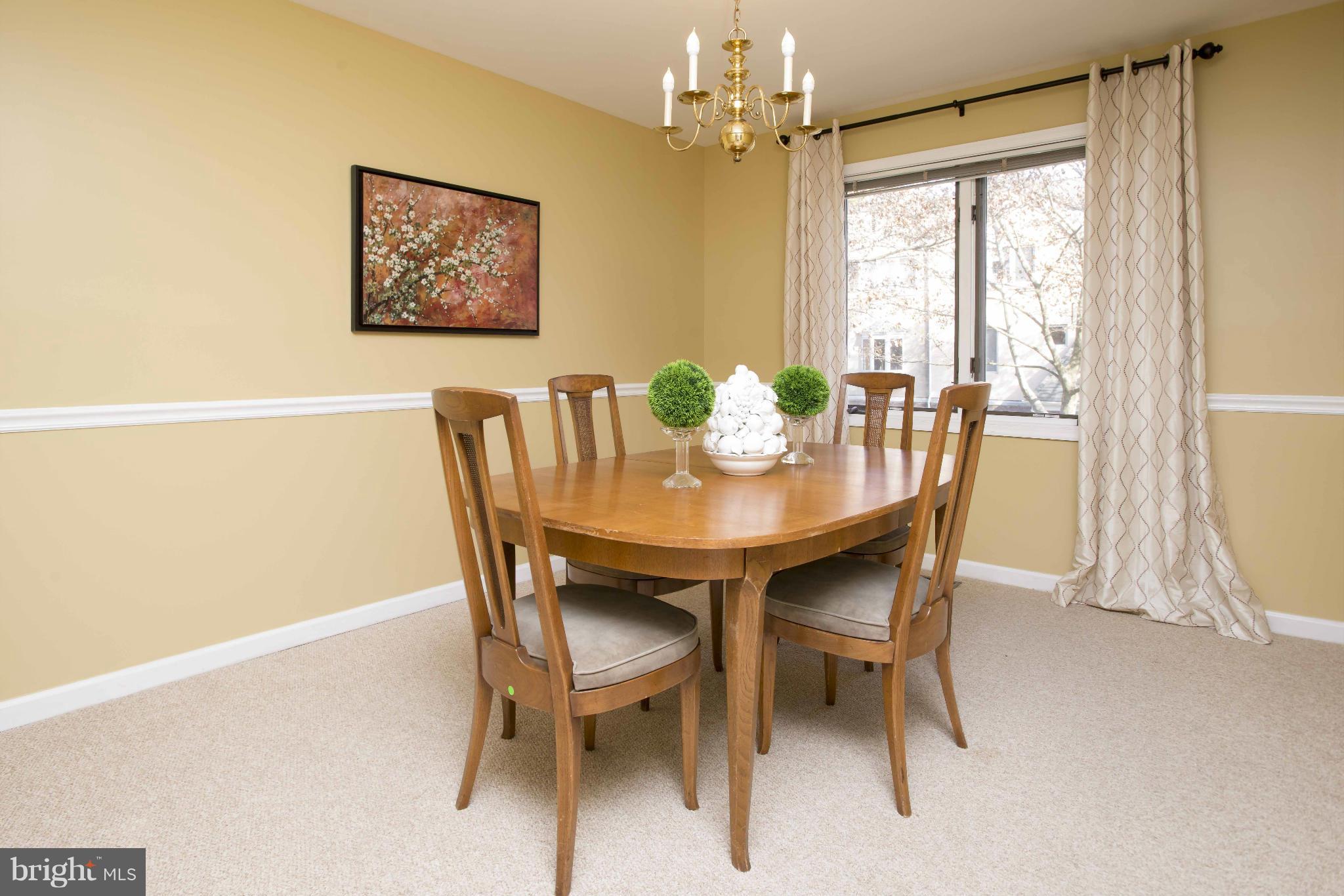 5210 Downing Road Baltimore, MD 21212 - Photo 8 of 25 Dining Room