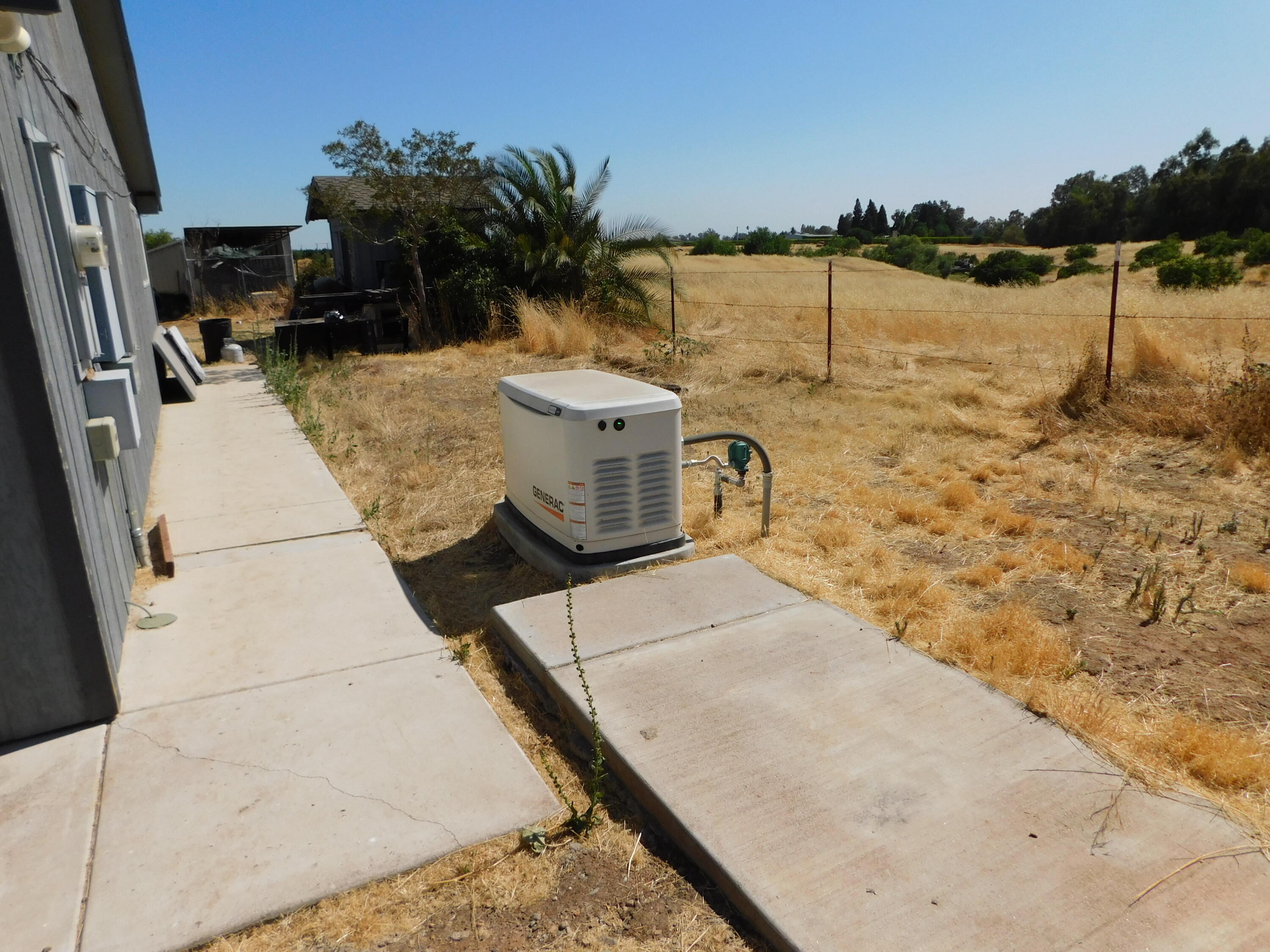 20367 Goodfellow Avenue Reedley, CA 93654 - Photo 116 of 123 DSCN3547