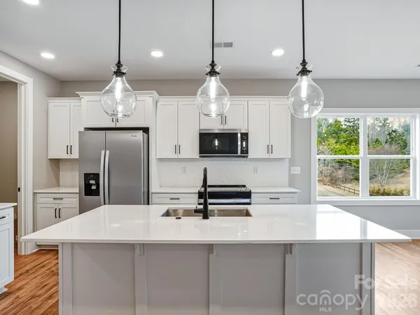 $599,900 | 112 Chapel Xing Lane, Unit 13, Weaverville, NC 28787