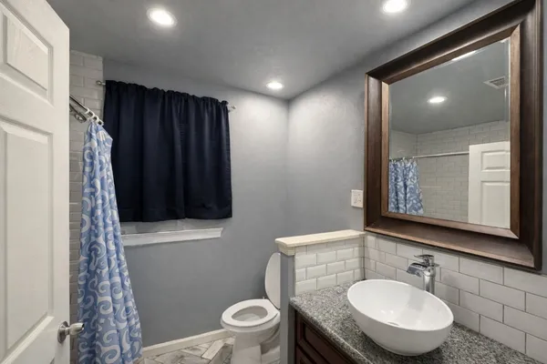 $160,000 | 2701 Timber Drive, Dickinson, TX 77539