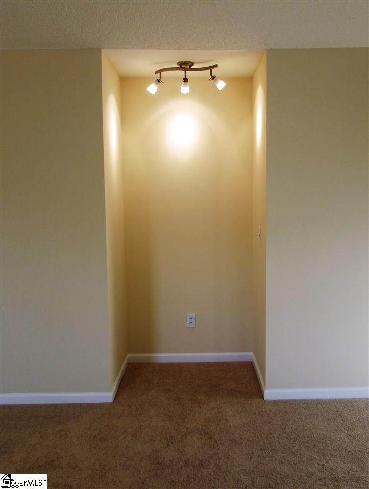 144 Wickersham Way Easley, SC 29642 - Photo 5 of 21 Gallery Image 5