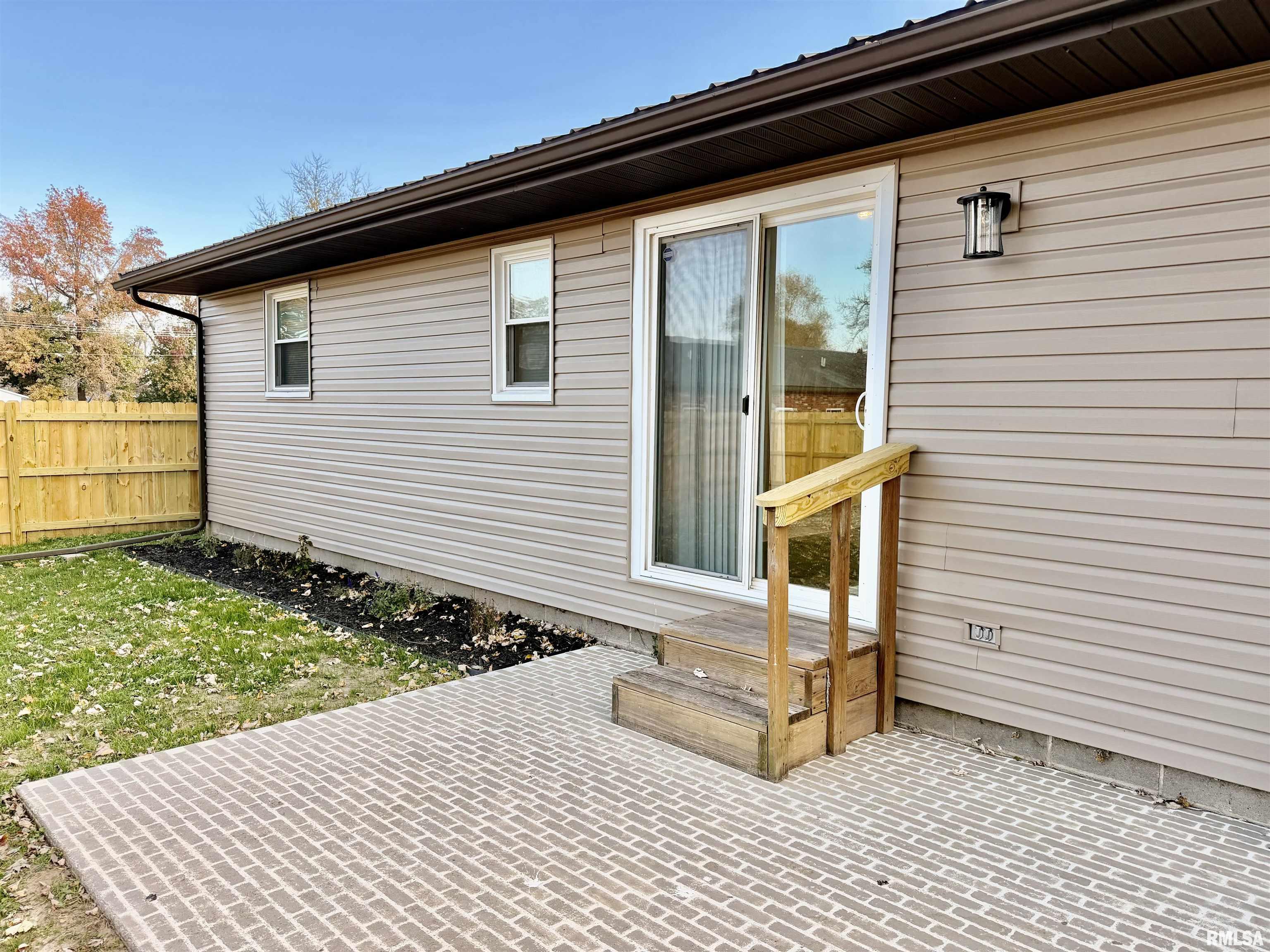 508 Marquis Avenue Centralia, IL 62801 - Photo 11 of 13