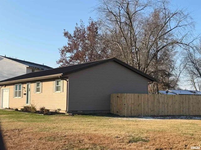 $143,000 | 508 Marquis Avenue, Centralia, IL 62801