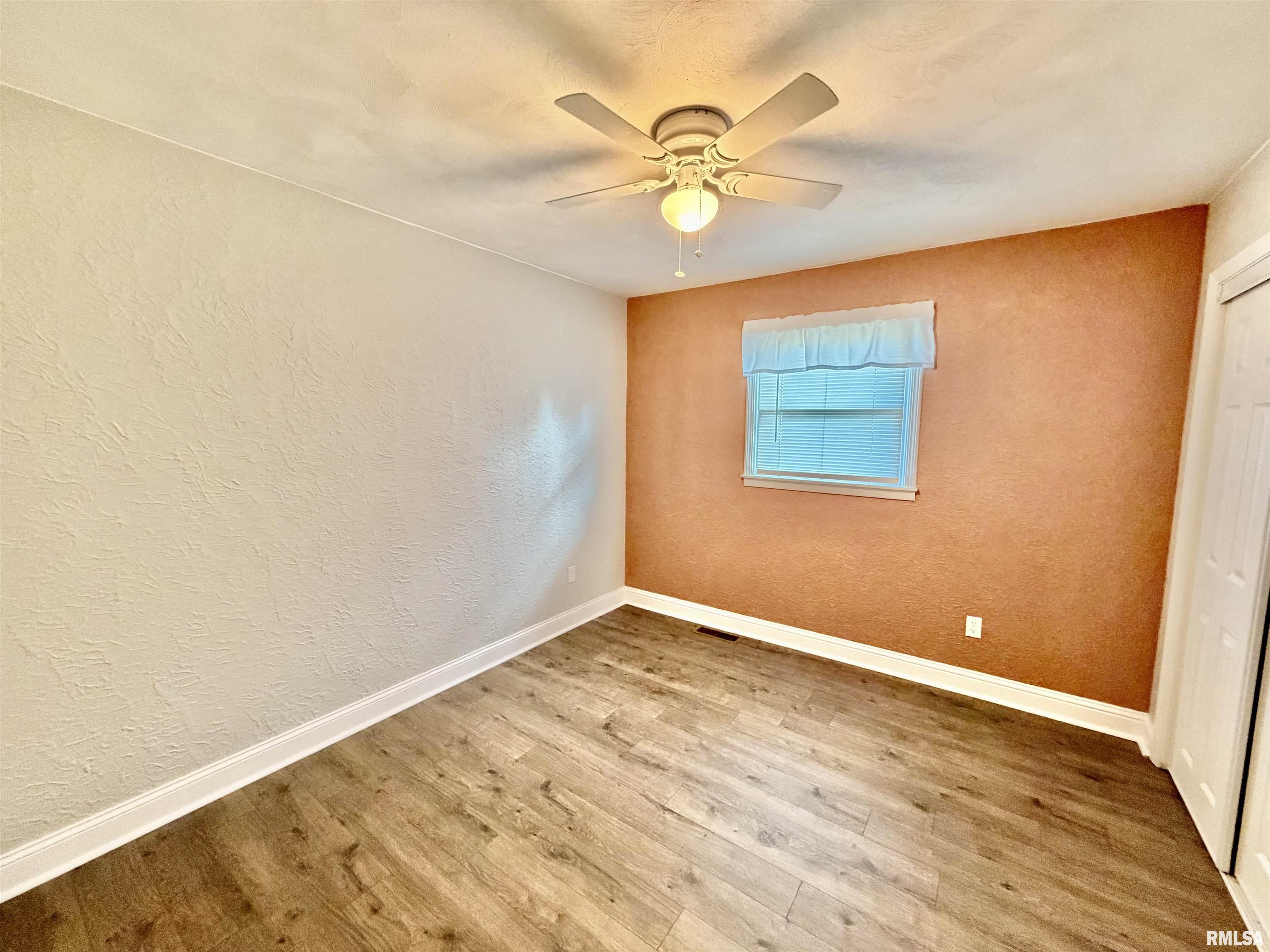 508 Marquis Avenue Centralia, IL 62801 - Photo 7 of 13