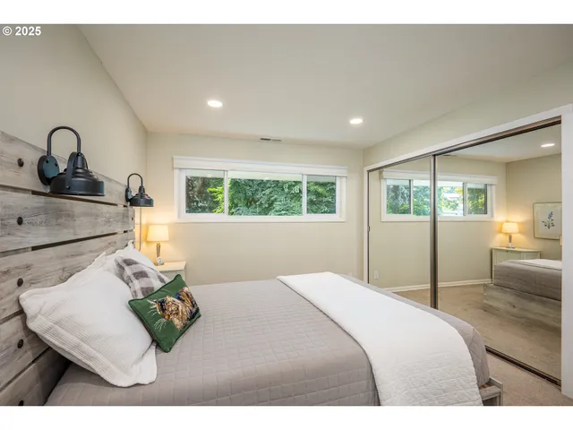 $819,000 | 2015 Eastwood Lane, Eugene, OR 97401