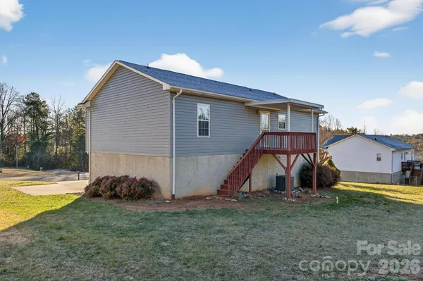 a view of backyard of house