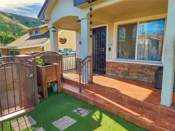 $3,500 | 4422 Moonstone Drive, Los Angeles, CA 90032