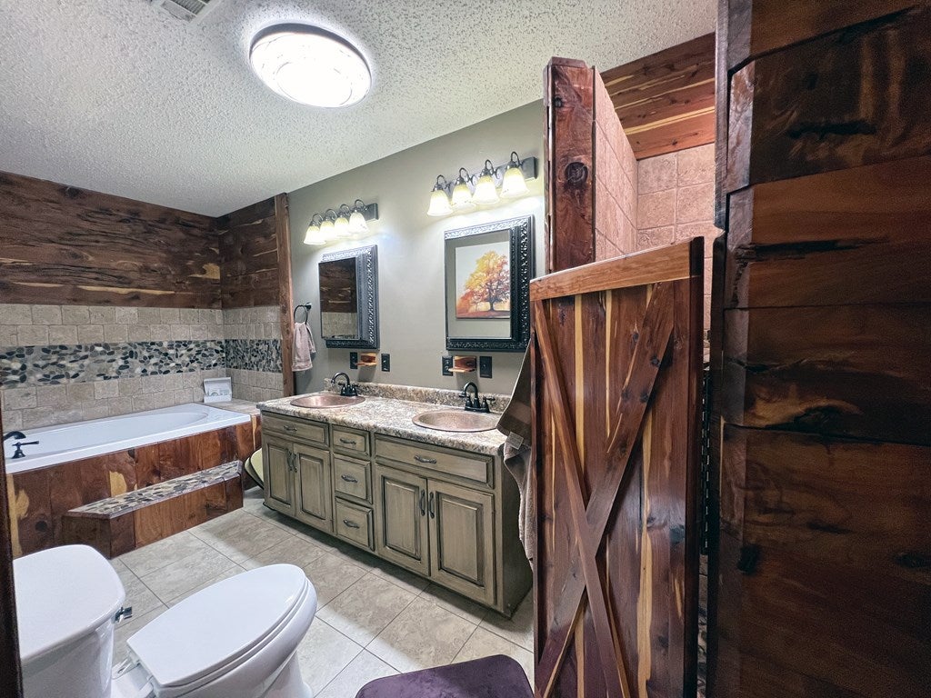 1673 Cherokee Rose Road Nashville, GA 31639 - Photo 9 of 37 Gallery Image 9