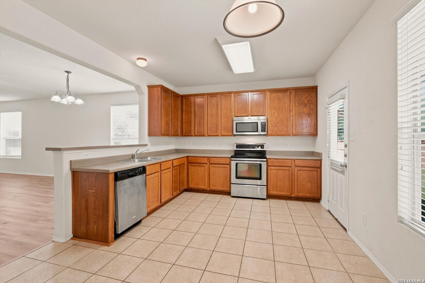 101 Stampede Ranch Schertz, TX 78154 - Photo 10 of 29